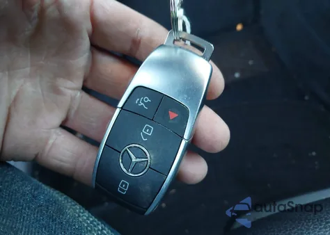 2019 Mercedes-Benz A 220 4Matic from USA, damaged, VIN WDD3G4FB1KW005500